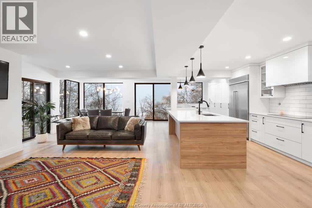 965 BRIARWOOD CRESCENT — Kingsville, Ontario - Photo 4 of 47