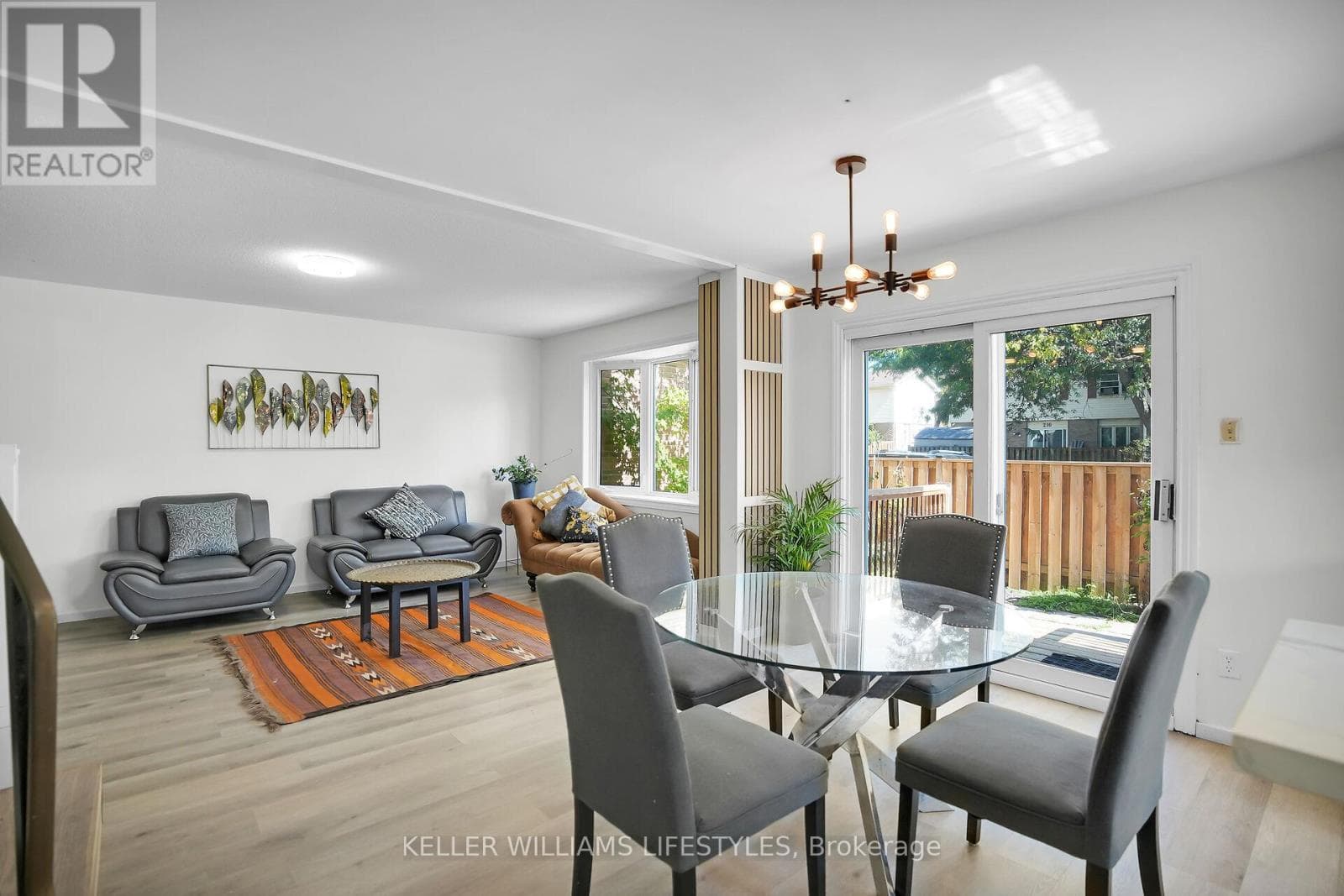 4 - 230 CLARKE ROAD — London East (East H), Ontario - Main photo