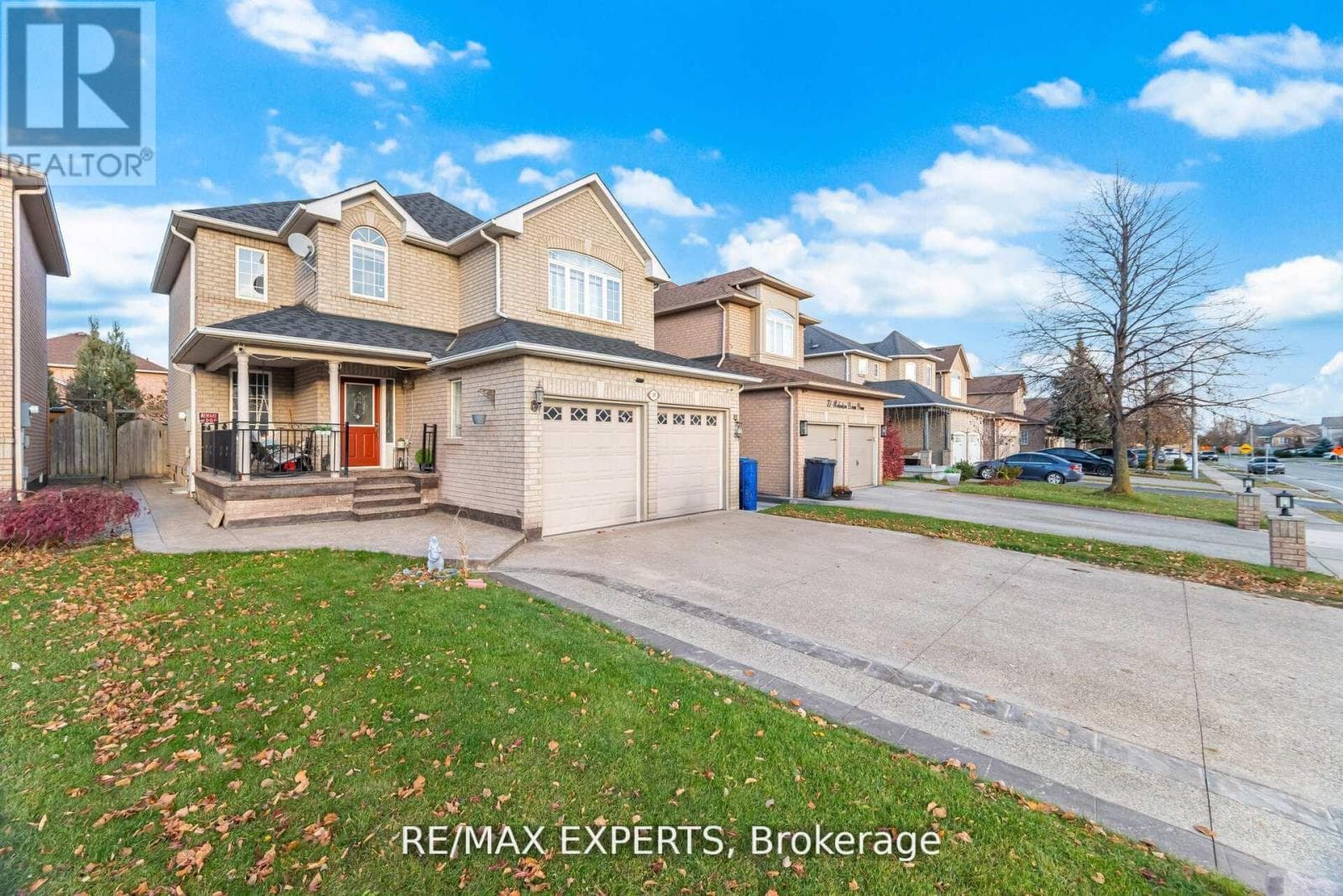 39 ROBERTSON DAVIES DRIVE — Brampton (Snelgrove), Ontario - Main photo