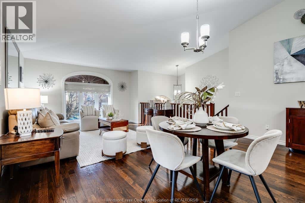 1632 Magnolia — Windsor, Ontario - Photo 4 of 40