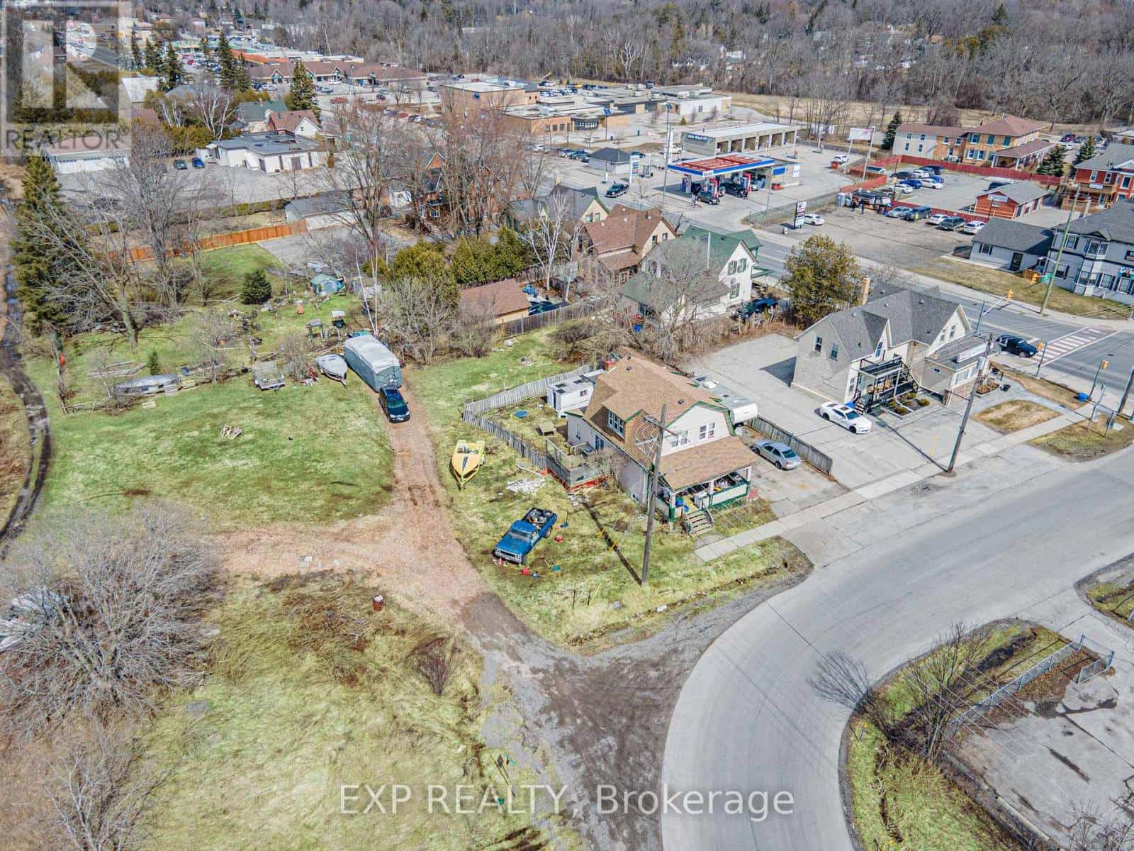 173&77 HIGH STREET — Georgina (Sutton & Jackson's Point), Ontario - Photo 5 of 10