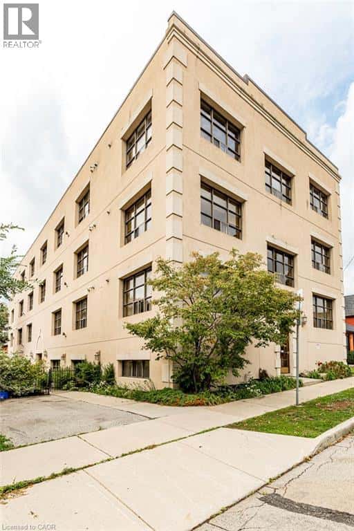 36 MARGARET Street Unit# 44 — Hamilton, Ontario - Photo 2 of 47