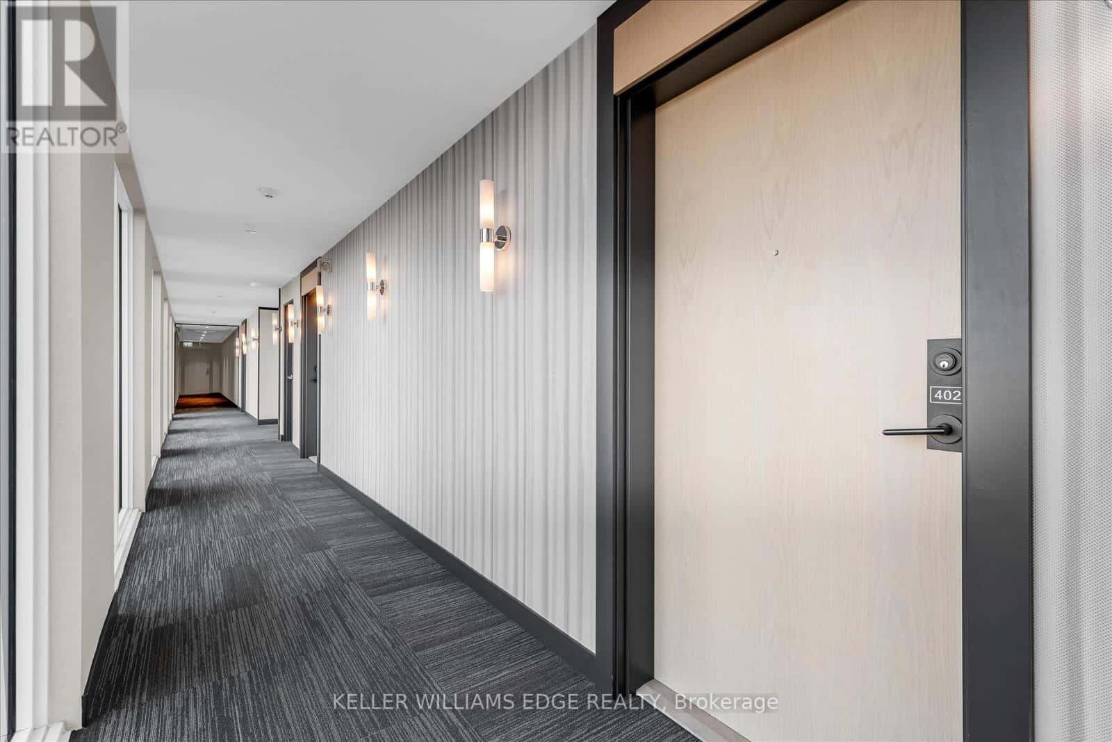 402 - 150 SABINA DRIVE — Oakville (GO Glenorchy), Ontario - Photo 5 of 24