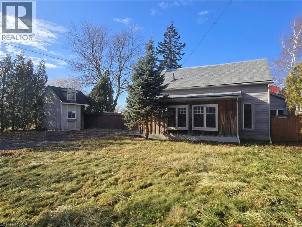 126 MOUNTAIN Road — Grimsby, Ontario - Main photo