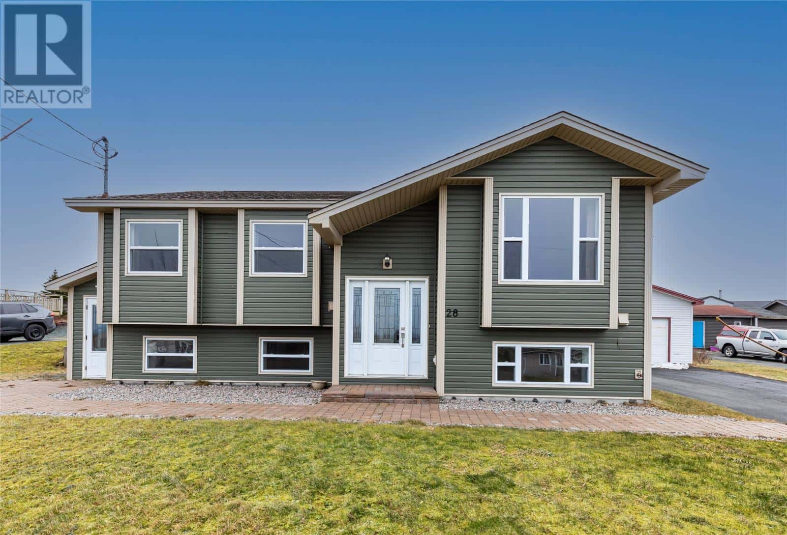 28 Milton Road — Paradise, Newfoundland & Labrador - Photo 2 of 49