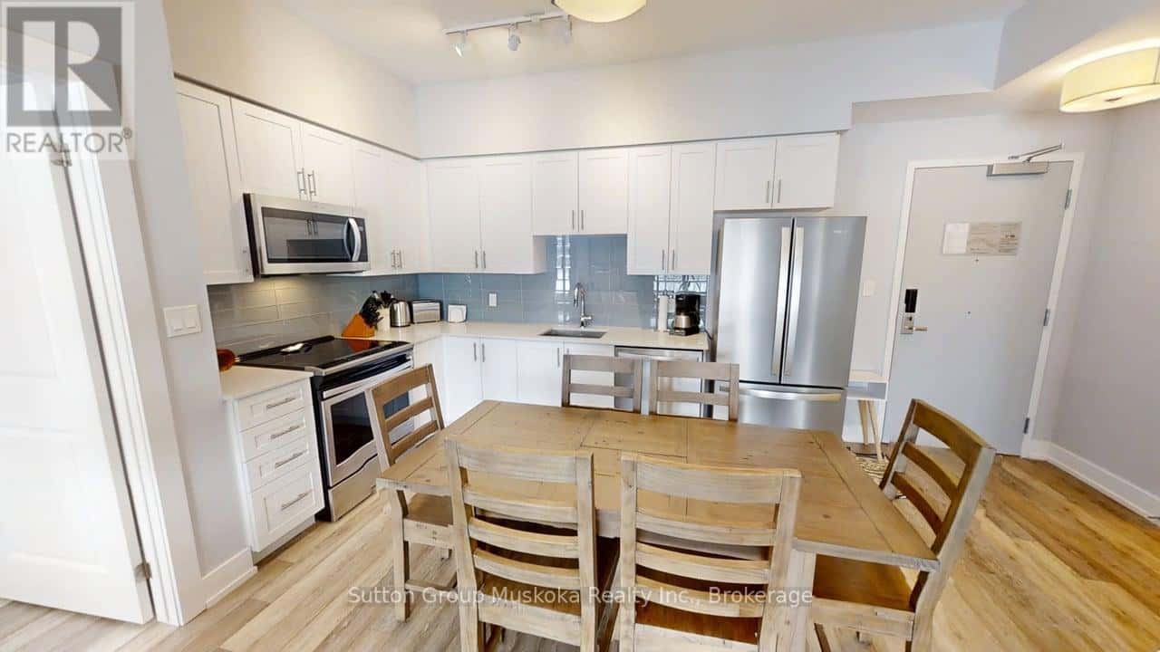 423 - 25 PEN LAKE POINT ROAD — Huntsville (Chaffey), Ontario - Photo 5 of 22