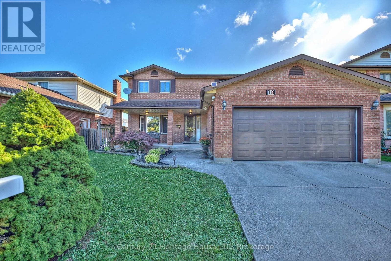 18 BASCARY CRESCENT — St. Catharines (Rykert/Vansickle), Ontario - Main photo