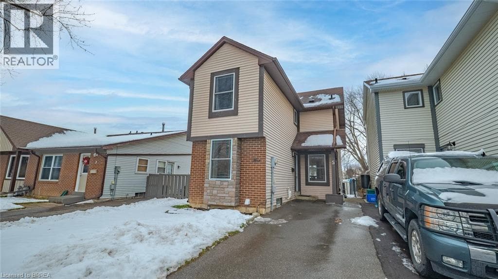 5 ENFIELD Crescent — Brantford, Ontario - Main photo