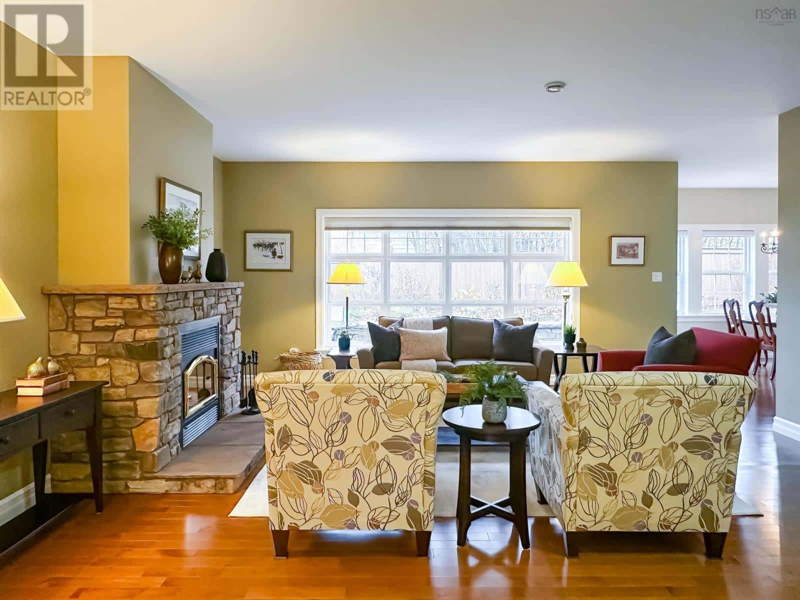 93 MacDonald Park Road — Kentville, Nova Scotia - Photo 3 of 50