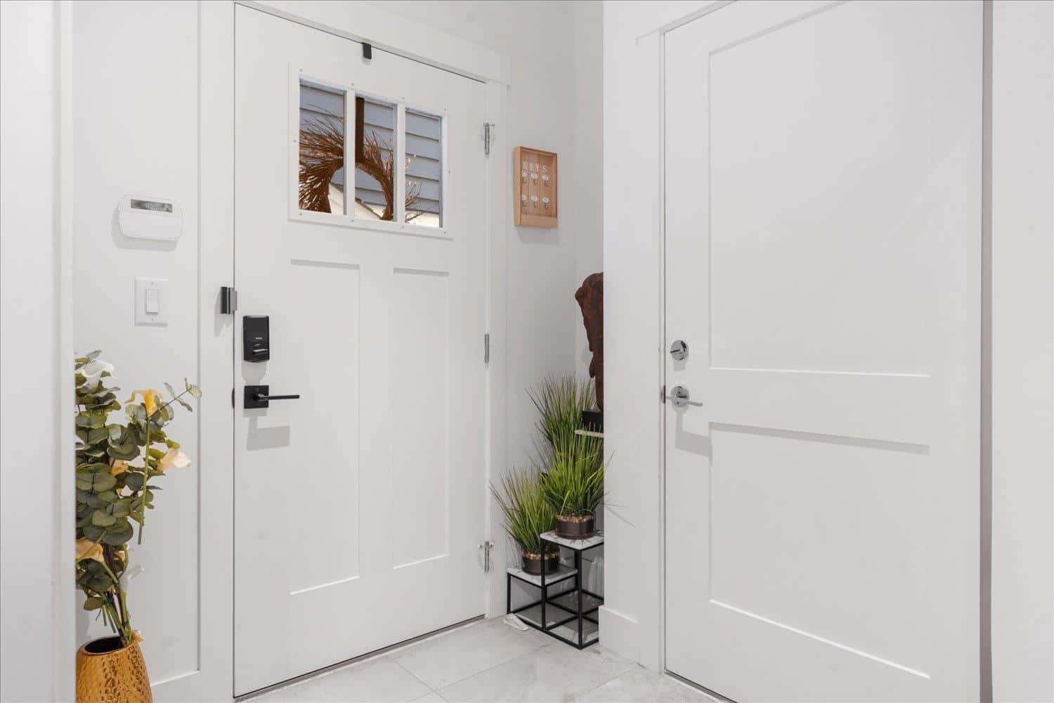 18 9762 182A STREET — Surrey, British Columbia - Photo 4 of 40