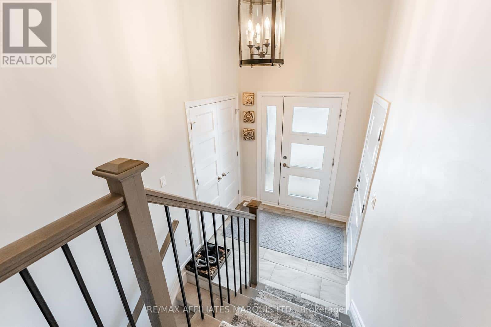 1108 NICOLAS CRESCENT — Cornwall, Ontario - Photo 4 of 44