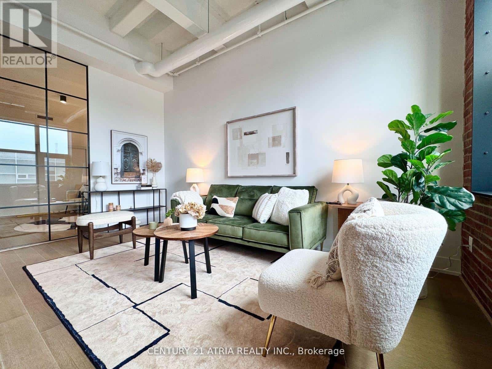 404 - 150 LOGAN AVENUE — Toronto (South Riverdale), Ontario - Photo 2 of 6