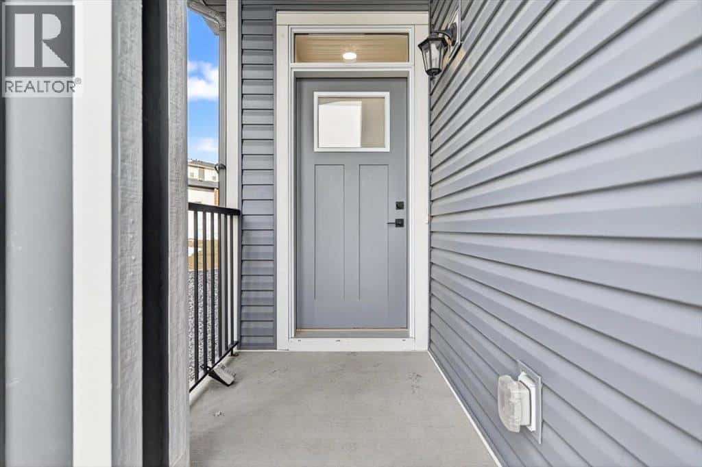 392 Carringvue Place NW — Calgary, Alberta - Photo 3 of 50