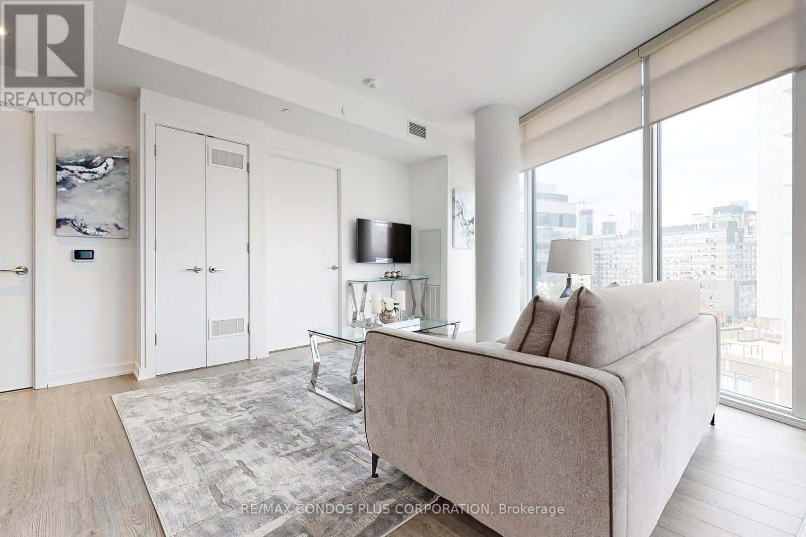 713 - 50 POWER STREET — Toronto (Moss Park), Ontario - Photo 5 of 33