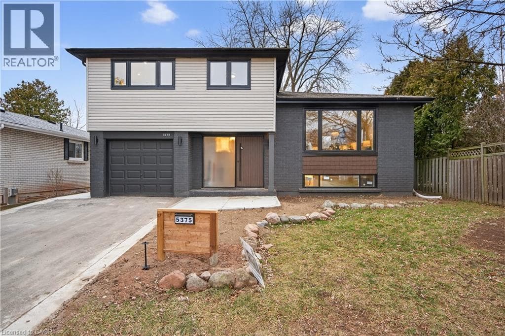 5375 RIVERSIDE Drive — Burlington, Ontario - Main photo