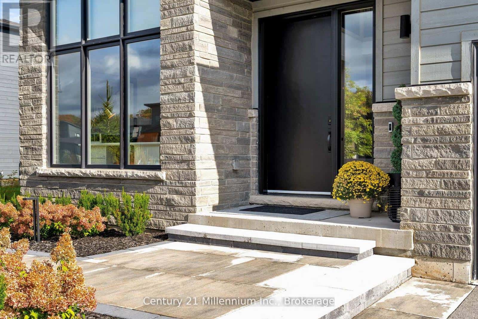 117 TEKIAH ROAD — Blue Mountains, Ontario - Photo 4 of 47