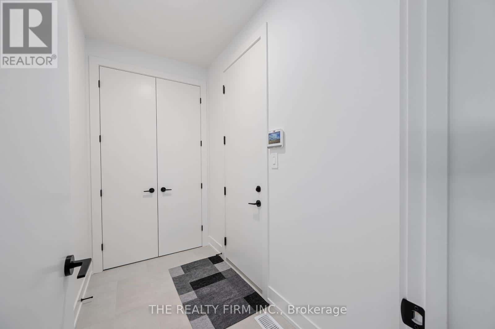 91 - 1965 UPPERPOINT GATE — London South (South B), Ontario - Photo 3 of 20