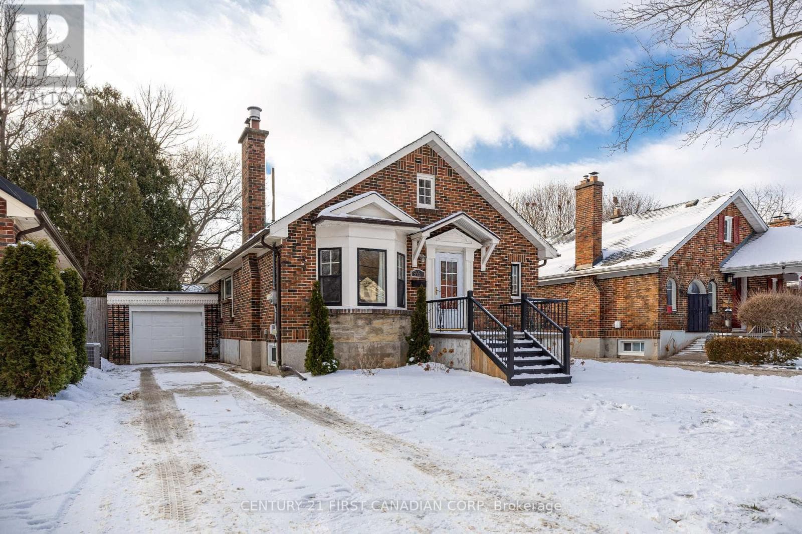 961 HARRISON AVENUE — London East (East B), Ontario - Main photo