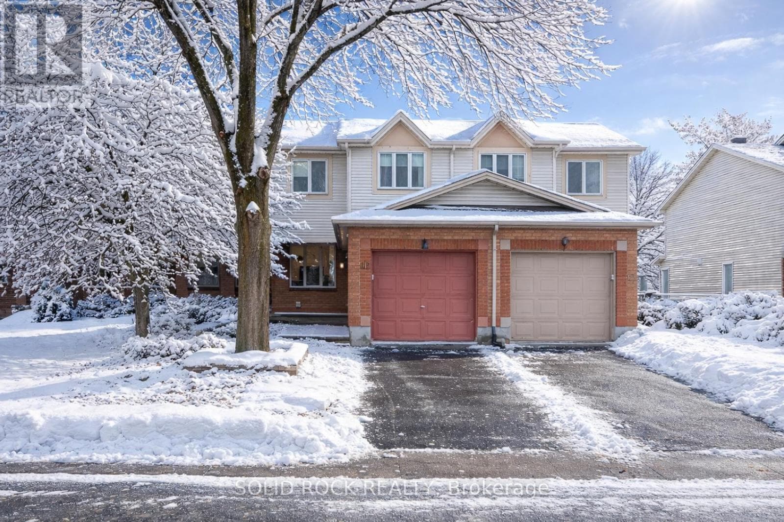 119 KINCARDINE DRIVE — Ottawa, Ontario - Main photo
