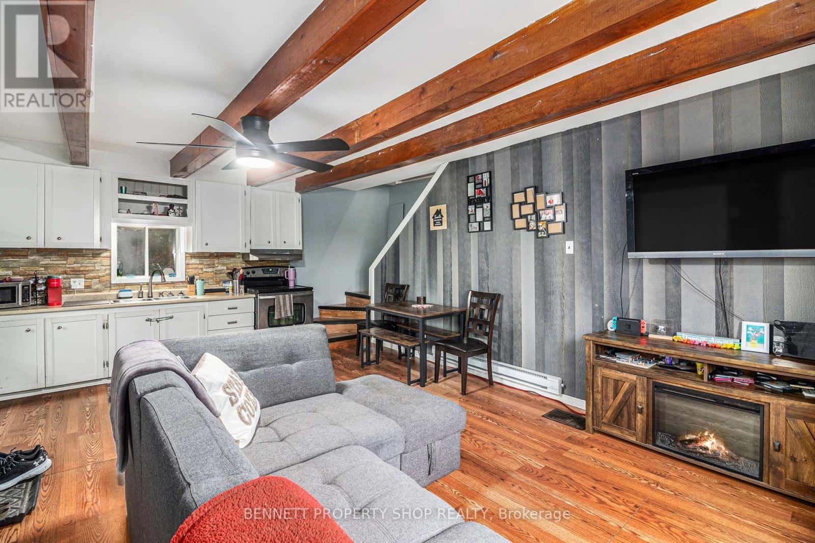 2489 DU LAC ROAD — Clarence-Rockland, Ontario - Photo 3 of 30