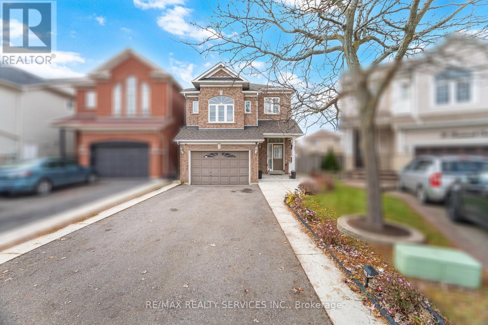 34 BRAMOAK CRESCENT — Brampton (Northwest Sandalwood Parkway), Ontario - Main photo