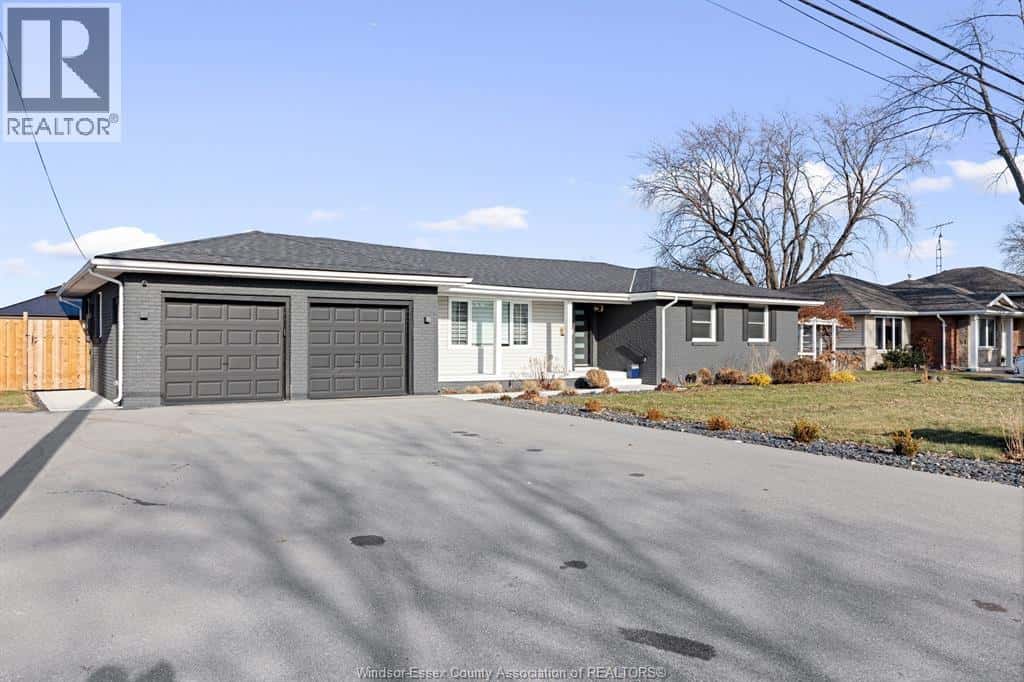 495 VICTORY STREET — LaSalle, Ontario - Photo 2 of 25