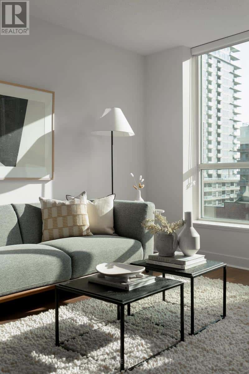 406 - 50 LYNN WILLIAMS STREET — Toronto (Niagara), Ontario - Photo 4 of 35