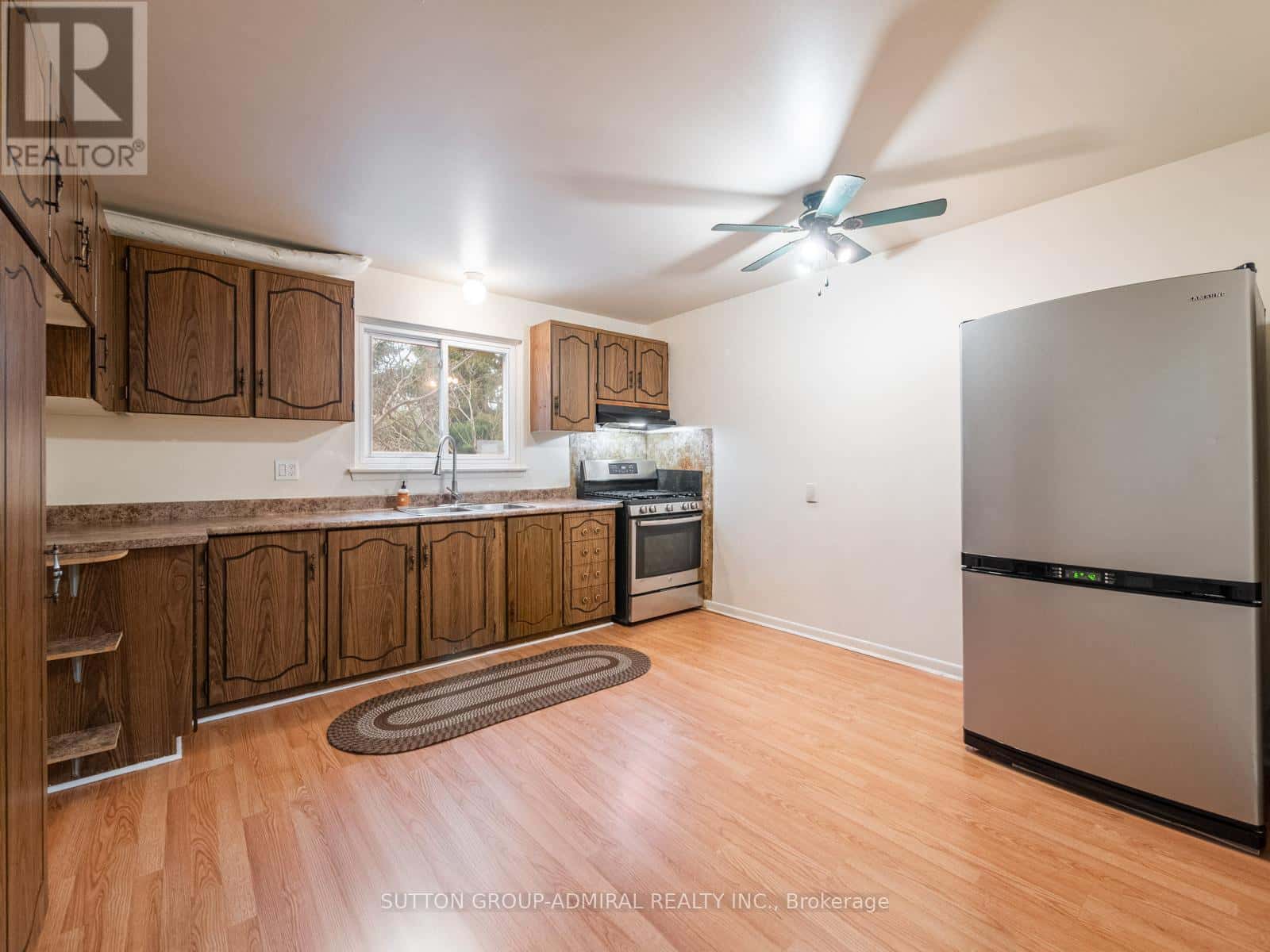 29 - 2 WHITE ABBEY PARK — Toronto (Wexford-Maryvale), Ontario - Photo 5 of 29