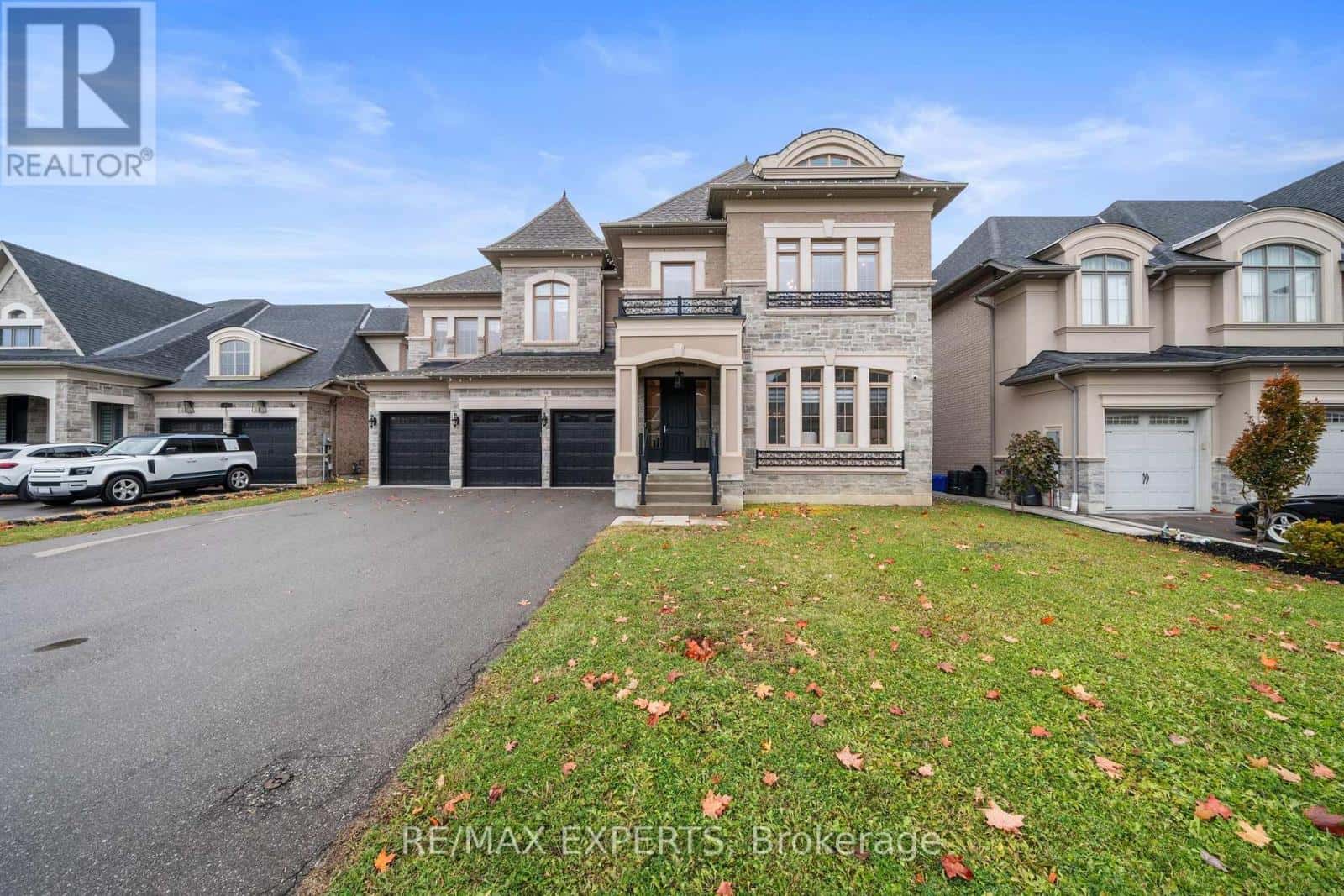 16 RAYMOND LOVE COURT — King (King City), Ontario - Photo 5 of 50