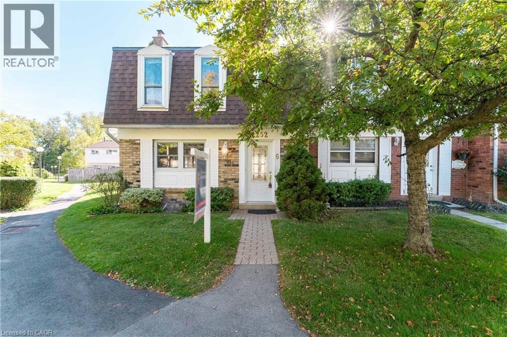 2252 UPPER MIDDLE Road Unit# 6 — Burlington, Ontario - Main photo
