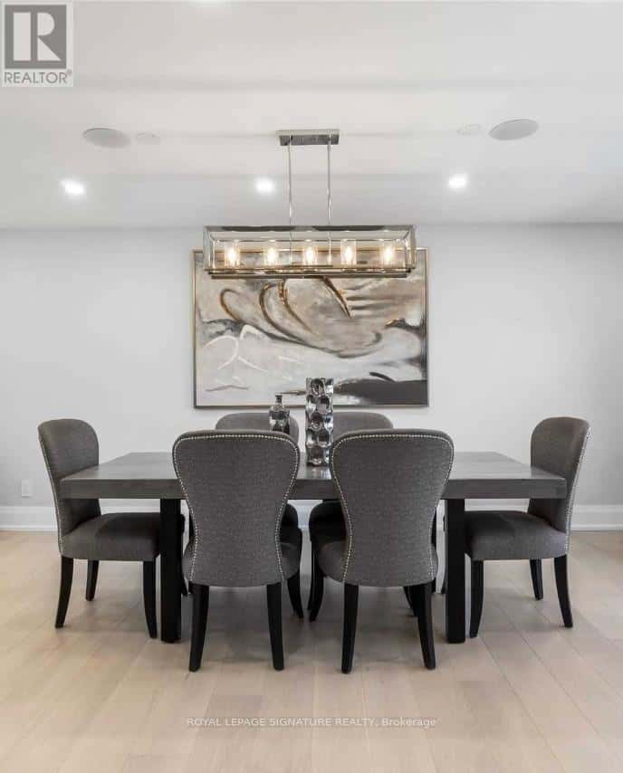 2506 CAMILLA ROAD — Mississauga (Cooksville), Ontario - Photo 5 of 21