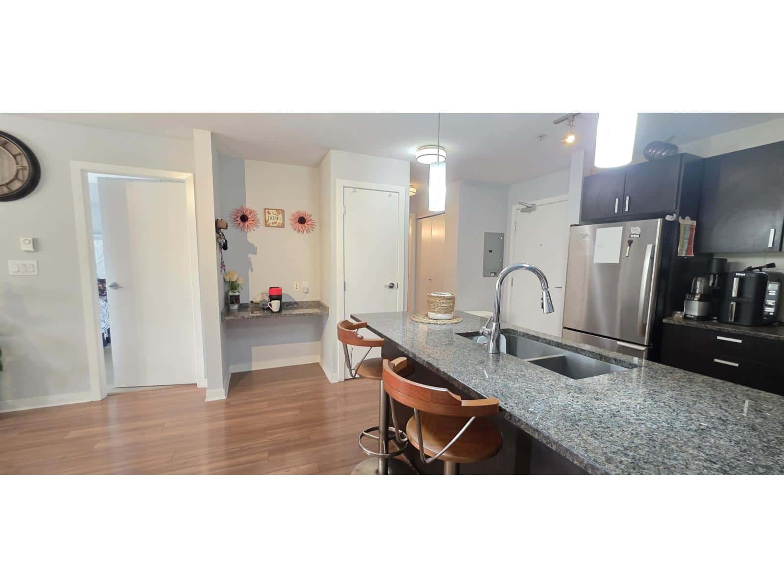 212 7511 120 STREET — Delta, British Columbia - Photo 3 of 25