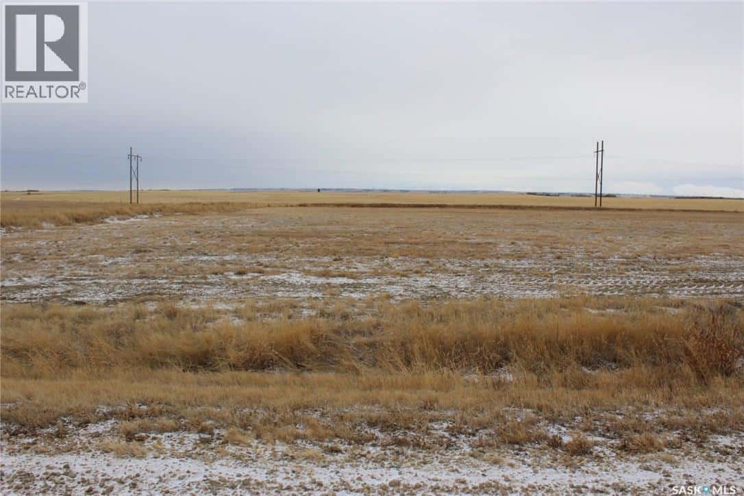 725 Horsey ROAD — Shaunavon, Saskatchewan - Photo 3 of 5