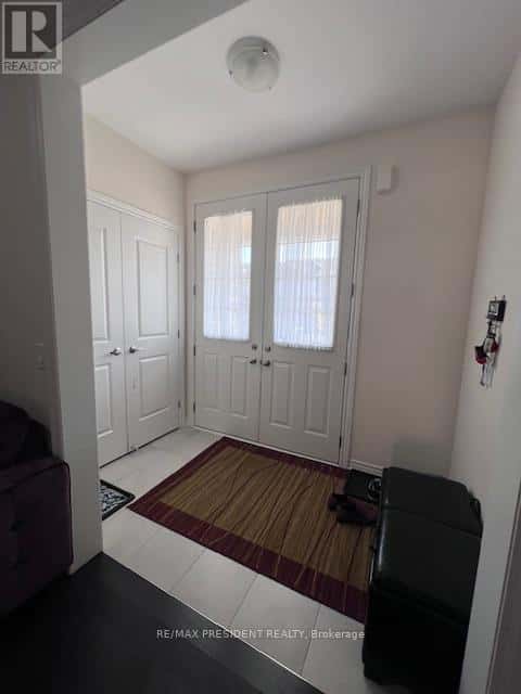 50 BEASLEY GROVE — Hamilton (Ancaster), Ontario - Photo 3 of 14