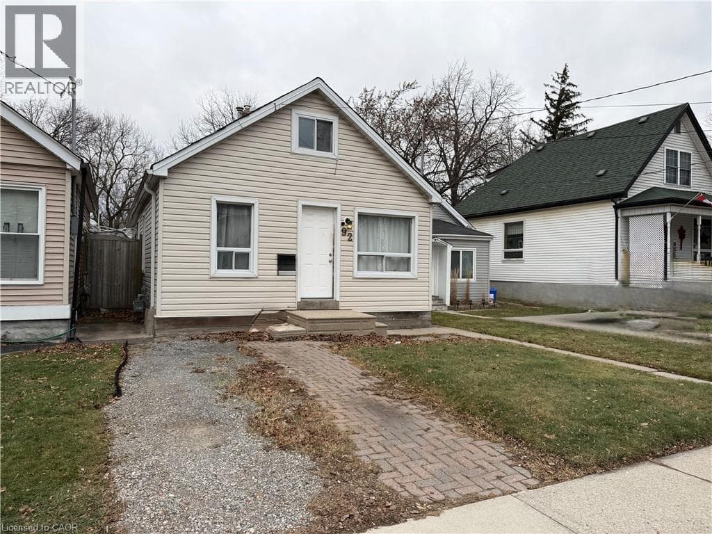 92 EAST 24TH Street — Hamilton, Ontario - Main photo