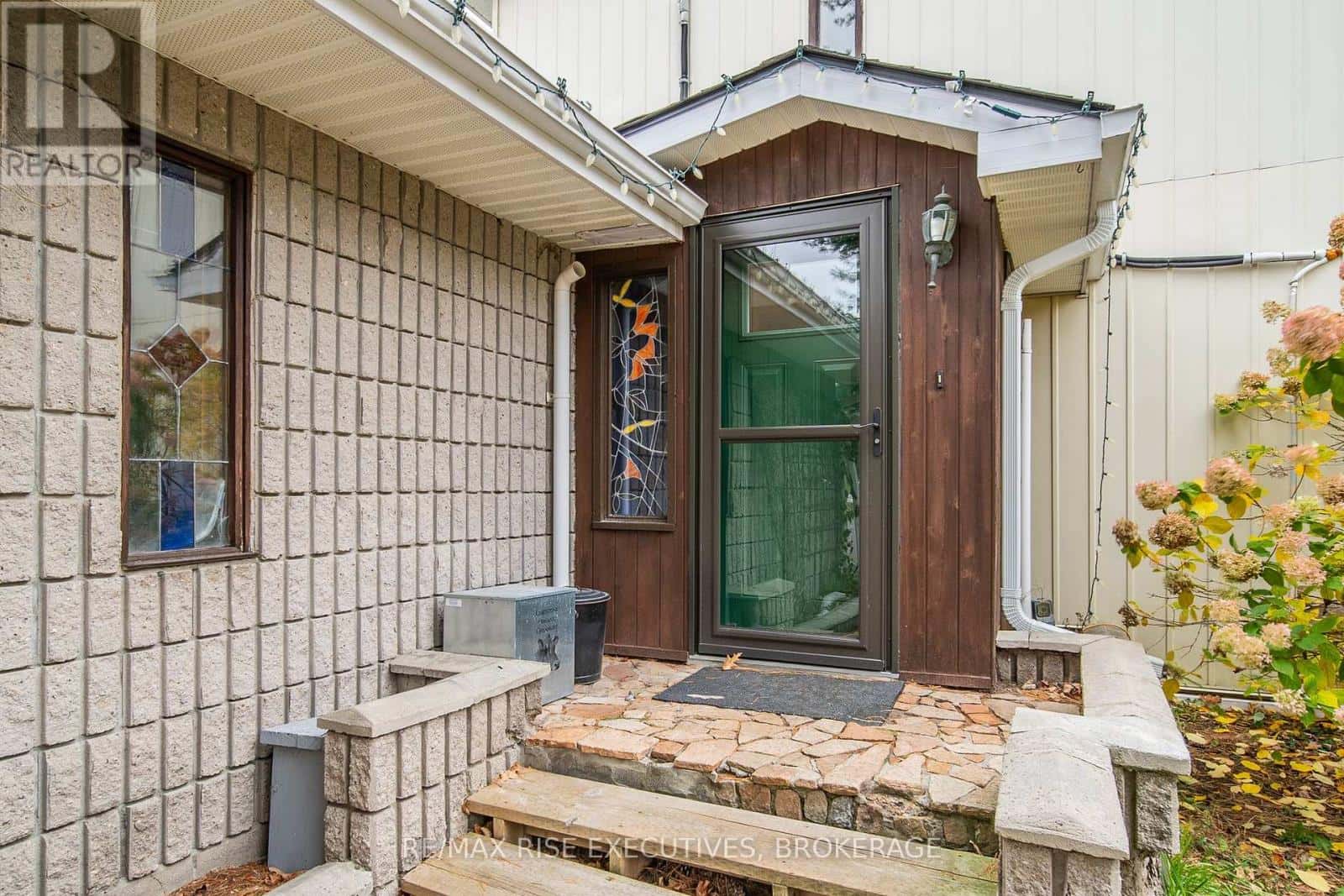 2336 BATTERSEA ROAD — Kingston (City North of 401), Ontario - Photo 4 of 50