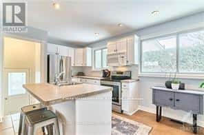 841 BALSAM DRIVE — Ottawa, Ontario - Photo 5 of 26