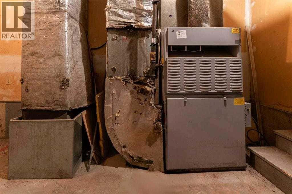 #101-410, 4721 55 Street — Red Deer, Alberta - Photo 5 of 25