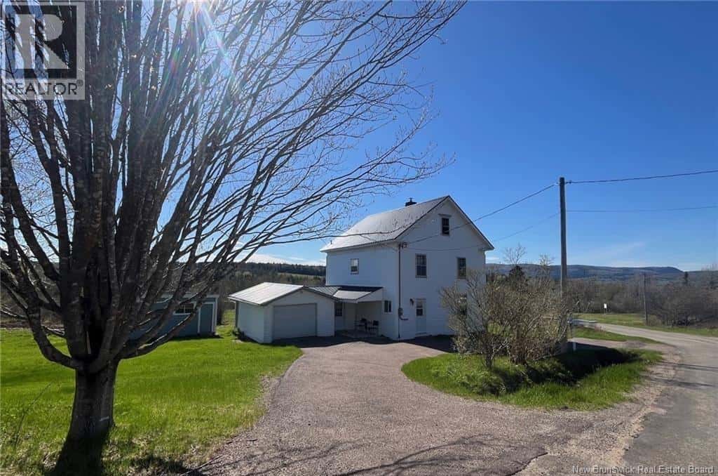 386 Route 915 — Harvey Bank, New Brunswick - Photo 2 of 31