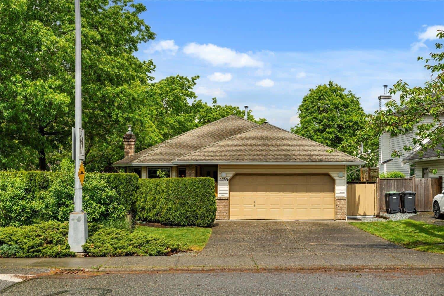 22141 OLD YALE ROAD — Langley, British Columbia - Photo 2 of 38