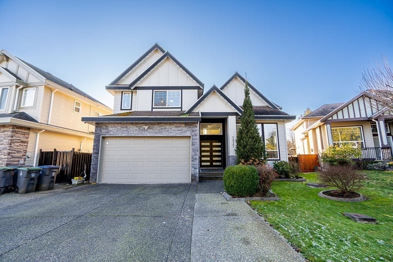 7917 147A STREET — Surrey, British Columbia - Main photo