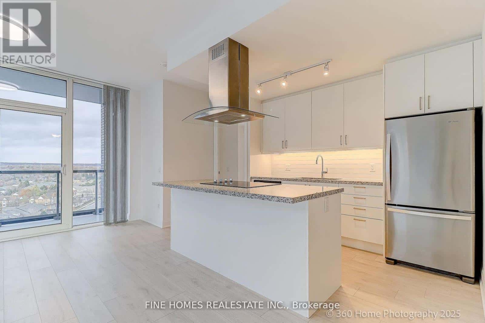 20 GATINEAU DRIVE — Vaughan (Beverley Glen), Ontario - Photo 3 of 22