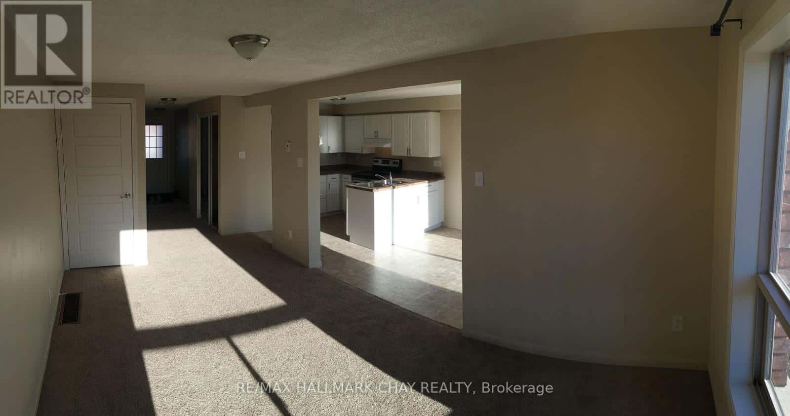 141 BLACK CHERRY CRESCENT — Barrie (Holly), Ontario - Photo 5 of 8