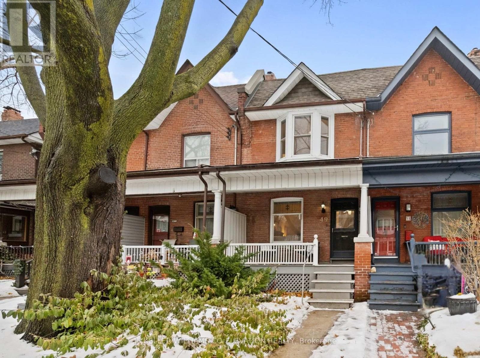 49 GRENADIER ROAD — Toronto (Roncesvalles), Ontario - Main photo