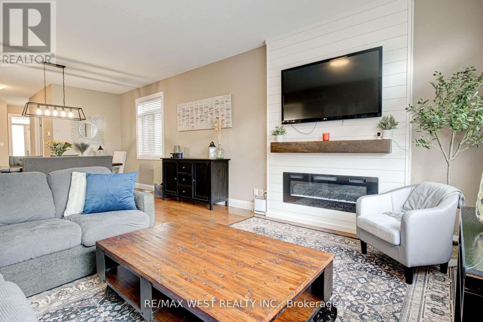 68 CHALLENGER AVENUE — North Dumfries, Ontario - Photo 5 of 46