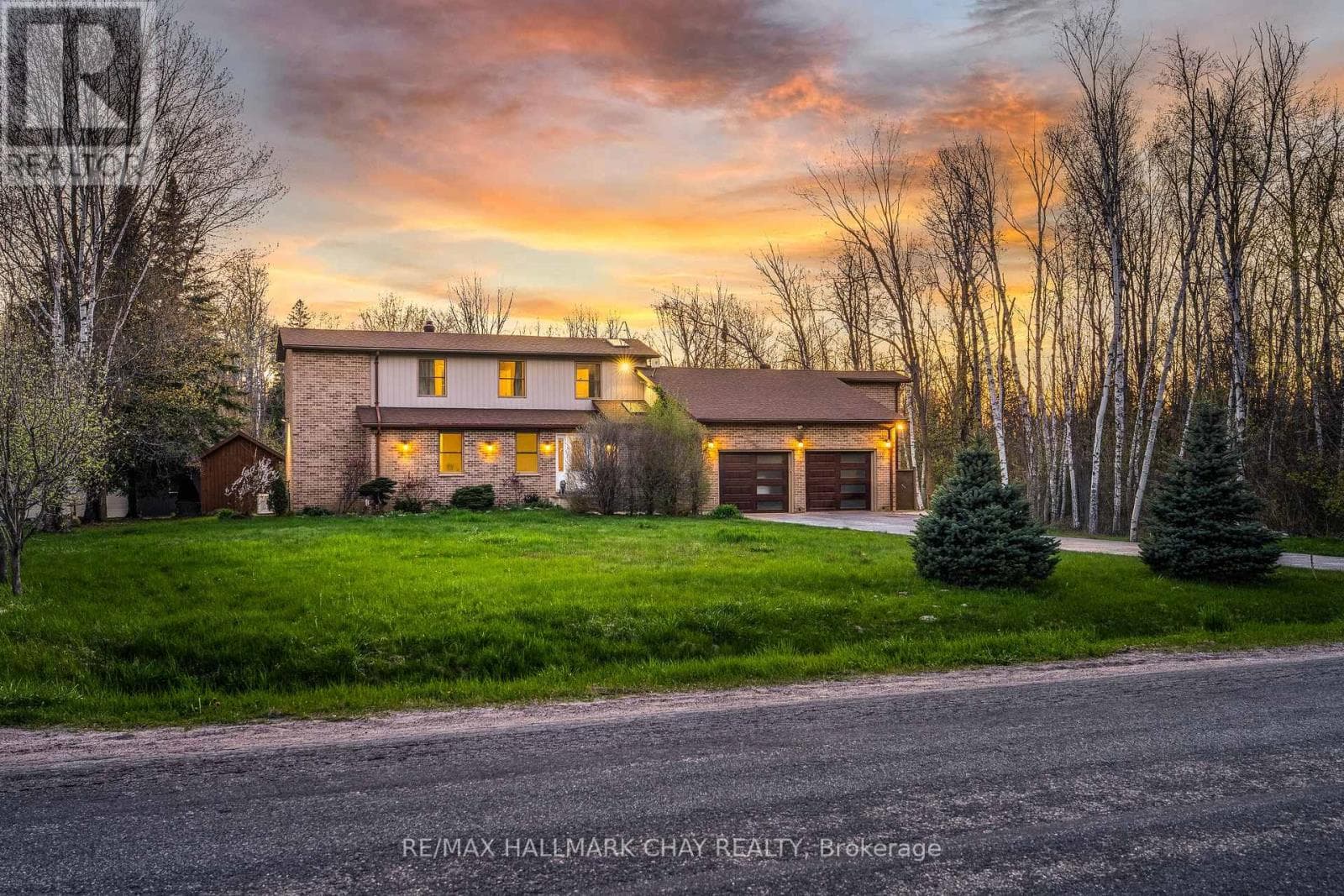 7950 8TH LINE — Essa, Ontario - Main photo