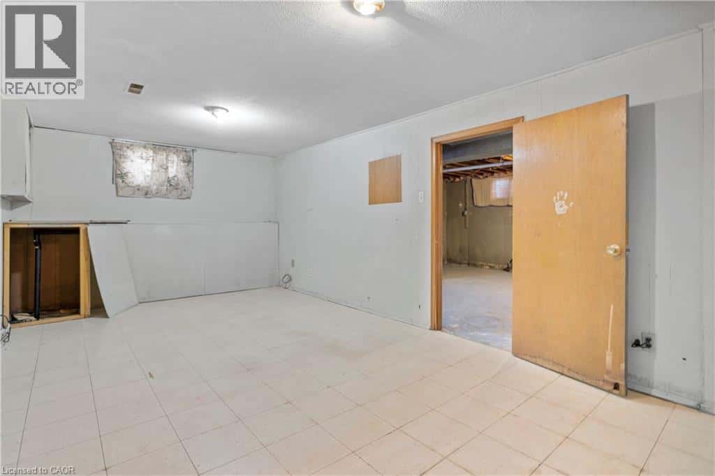 205 BOULLEE Street Unit# 26 — London, Ontario - Photo 4 of 15