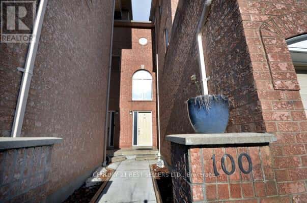 100 - 107 BRISTOL ROAD E — Mississauga (Hurontario), Ontario - Photo 2 of 30