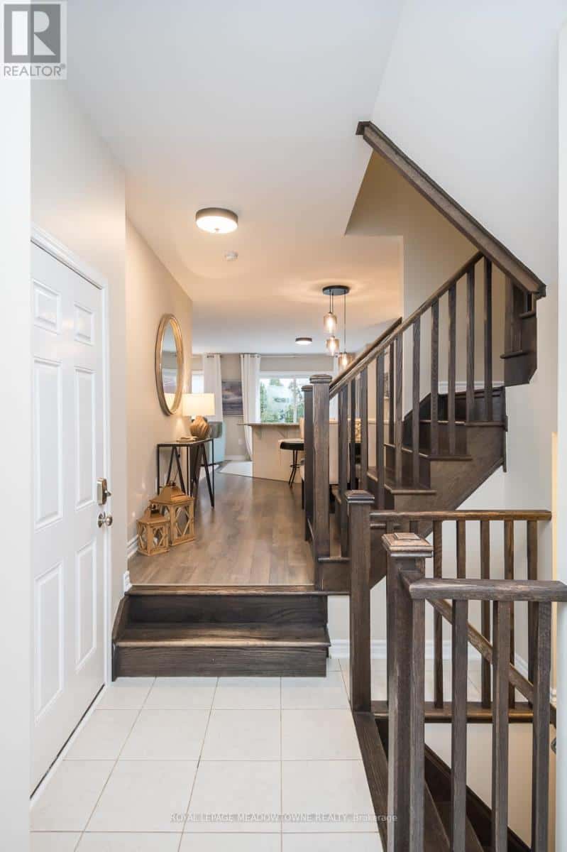 1667 CLITHEROW STREET — Milton (FO Ford), Ontario - Photo 3 of 39