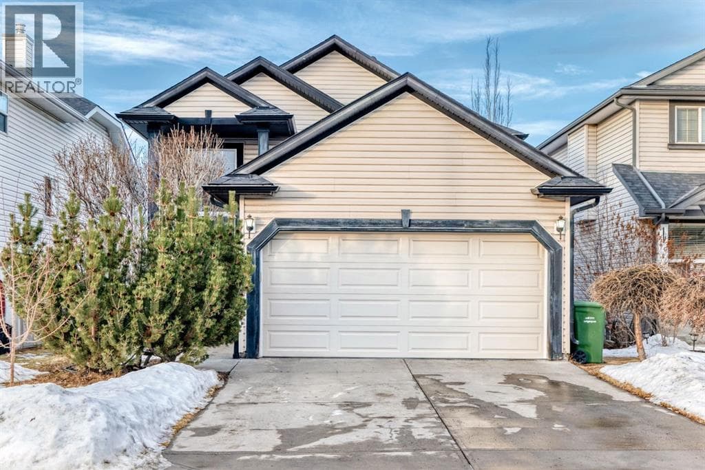 3708 Douglas Ridge Way SE — Calgary, Alberta - Main photo